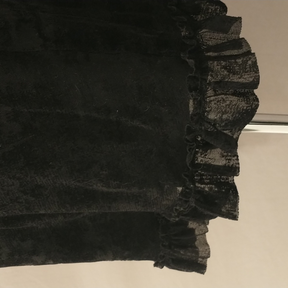 Designer DVF Vintage Sexy & Elegant Black Lace Dress Stretchy Bodycon FlexSizing - Picture 4 of 12